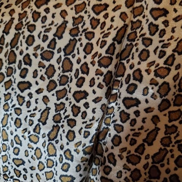 Bed of roses Long animal Print Wrap Robe - Picture 8 of 9